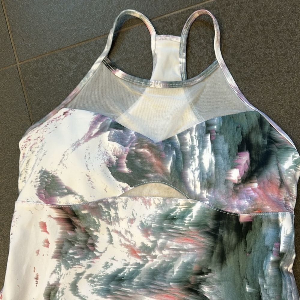 Fabletics Tank - Picture 2 of 6